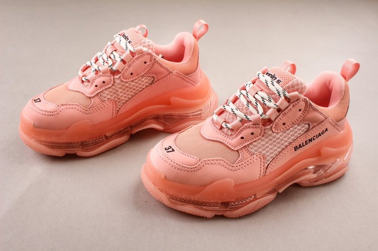 Balenciaga triple discount s trainers pink